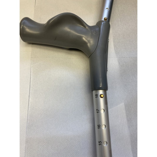 Ergonomic Elbow Crutches – Universal Size